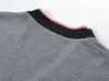 1019 2023 Runway Autumn Märke samma stil tröja långärmad v hals cardigan grå modekläder hög kvalitet kvinnor yl
