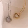 Brincos de argola HECHENG Coração romântico colares para mulheres zircônia cúbica amor pingente colar de latão