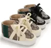 Babyschoenen 2023 Peuter Walker Baby Schoenen Klassieke Sport Zachte Zool Katoen Wieg Mocassins Casual 0-18 Maanden