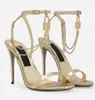 Elegant varumärke Keira Patent Leather Women Sandals Shoes Charm-embellished Chainblack Gold Padlock Heeled Pumps Lady Gladiator Sandalias With Box.EU35-43