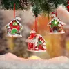 Decorazioni natalizie Casa di pan di zenzero di Natale pendente sospeso con luci a LED Ornamento di Natale Ornamento morbido Clay Xmas Decoration 2024 anni Gift 231025