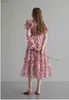 Grundläggande casual klänningar Tingfly Women Summer Pink Floral Print Slash Neckline Midi Long A Line Dress Ruffles Sleeve France Elegant Vestidos Frocks Lady YQ231025