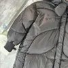 豪華な新生児のダウンジャケットソリッドカラー冬の服のサイズ100-150かわいい熊の飾り子供の子供オーバーコートOct25