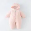 Baby clothing autumn and winter onesie outdoor winter super cute thick crawling suit 9211