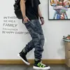 Jeans pour hommes Mode américaine Hip Hop Cargo Streetwear Skateboard Harem Pantalon Hommes Vêtements Japonais Harajuku Denim Pantalons décontractés Mâle 231025