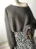 Maglioni da donna Autunno Inverno 2023 Europeo a pelo lungo visone maglione di cachemire vita alta corto monocollo pipistrello pullover JZ043