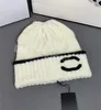 Casquette di lusso Designer Beanie Uomo Donna Cappello da baseball Cappelli di lana lavorati a mano Cappellini con teschio Aderente Classico marchio Lettera Stampa Tinta unita Striscia Casual Warmhat da esterno