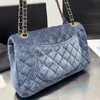 Tasarımcı -Velvet Kadınlar Orta Klasik Çift Flep Bag Altın Metal Donanım Matelasse Zinciri 26x15cm Yumuşak Çapraz Vücut Omuz Çantası Çanta