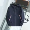 Designer Uomo Giacche Abbigliamento Marchio Bomber Giacca antivento Cappotto capispalla stile europeo e americano Moda hombre Casual Stree200n