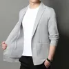 Suéter masculino design suéter jaqueta outono moda coreana dois botões cardigan fino gola virada para baixo fazer casaco de malha de manga comprida