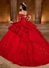 Rote Ballkleid-Quinceanera-Kleider aus Spitze, applizierte Ballkleider mit langen Ärmeln, schulterfreiem Ausschnitt, Tüll und Sweet-15-Maskenkleid