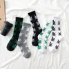 Chaussettes pour hommes 5 paires de sports de rue classique noir vert personnalité décontractée