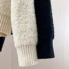 2024 Diseñador francés Botón de oro Pequeño fragante Punto Cardigan Abrigo Feminidad Senior Sentido Moda Suéter Marea Otoño Nuevo Modelo
