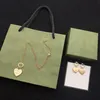 Collana di design per donna Lettera Amore Orecchini di lusso Prodotti Collane Catena Orecchini di alta qualità Fornitura di gioielli di moda209k