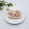 Bakningsformar 3D Baby Sleeping Shape Silicone Mold Kitchen Diy Fondant Cake Chocolate Handmited Soap Candle Gips Harts Clay Tool 231026