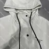 Vestes en vents en vrac pour femmes manteaux de lettre à capuche imprimé pour femmes