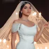 Elegante Kristall-Meerjungfrau-Hochzeitskleider für die Braut, schulterfrei, geraffte Brautkleider, perlenbesetzt, lange Robe de Mariee