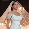 Eleganti abiti da sposa a sirena di cristallo per abiti da sposa con spalle scoperte Abiti da sposa increspati con perline Lunga veste da sposa