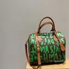 Designer Femmes Graffiti Sac fourre-tout Boston Sacs à main imprimés Sacs à main à bandoulière Lady Monogrammes En cuir Toile Oreillers Sac à main Bandoulière