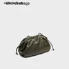 Bottegvenets Sacless Sacs tissage Cloud 2024 Cuir Womens Soft Dumpling Fashion One épaule Messenger Hand a Logo RJ