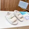 Chypre Designer Brand Lambswool Slipper Women Fur Woolen Plush Sliders Lambskin SandalsフラットヒールスリッパホームシューズサイズEUR 35-41