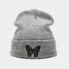 Beanie Skull Caps Fashion Sticked Beanies Hat Fjäril Broderi Vinter Varma skidhattar Skallies Soft Elastic Cap Sport Bonnet Men Women 231025