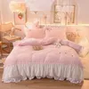 Beddengoedsets Princess Style Melkfluweel Geborduurd Kant Set Dekbedovertrek Ruches 231026