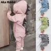 Rompers Spring And Autumn Baby Boys Romper Onesies Cartoon Dinosaur Style Clothes Infant Boy Baby Clothes 231025