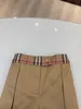 Burberrlies Luxury Pants For Kids Khaki Baby Suit Pants Storlek 100-160 cm Knapp och dragkedja Packet Design Barnbyxor Oct25