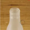 30pcs/lotプロモーション100mlプラスチックローションボトル空の女性化粧品コンテナ白い蓋フロスト補充可能な100gパッケージングの数量lmukr