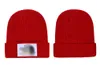 Designer de moda MONCLiR 2023 outono e inverno novo chapéu de lã de malha de luxo chapéu de malha site oficial versão 1:1 gorro artesanal 9 cores 042