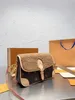 Bolso de hombro de silla de montar de invierno Mujeres Diane Moda Lujos Bolso de diseñador Empreinte Bolsos Bolsos para mujer Bolso de cuero Crossbody Tote Jacquard Correa extraíble Lana de cordero