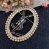 Designer Brosch Pin Brand Brosches 18K Gold Plated Silver Crystal Pearl Women Wedding Suit Clothing Pin Party Fashion Accessories Smycken
