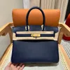 Bolsa de designer de moda Sacola de tamanho personalizado Bolsa de platina de costura artesanal de alta qualidade Couro de bezerro de crocodilo epsom Combinações opcionais de materiais e cores