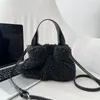 Sacos de noite Partículas de pele doce bonito plissado bolsas meninas designer de inverno exclusivo pu mini balde de lã granular crossbody