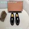 Geklede schoenen Suède mocassins loafers Ontwerpers Heren dames Topkwaliteit 100% echt leer Zomercharmes Lopen Suède mocassins Flats Loafers Suède loafers dames loafers