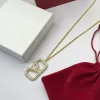 2023 Diseñador Charm Collar de moda Joyería de amor Colgante de letra de lujo Y Collar de boda de cadena de oro para mujer