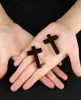 Kolye Kolye Diyalo 2pcs Crucifix İsa çapraz antika ahşap kolyeler el yapımı Hıristiyan İnanç Süsleri Diy kolye takı