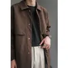 Mężczyźni mieszają wysokiej klasy koreańską modę na środkową kurtkę wiatrówki Man 2023 Autumn Loose Casual Lapel Trench Płaszcz Mężczyźni 231026