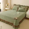 Bedding sets 3pcs Quilted Bed Skirt Set Bedspreads Warm Winter Mattress Covers Protector Elastic King Size Mattresses Pillowcases 231026