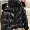 Designer-Damen-Daunenjacke, besticktes Abzeichen, Doudoune Femme, Pelzkragen, Kapuzenjacken