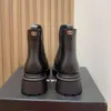 Marken-Schaffell-Knöchelmode-Stiefel, runde Zehen, Lederstiefeletten, hochwertige Slip-On-Damen mit niedrigen Absätzen, Luxus-Designer, lässige Chelsea-Schuhe, Fabrikschuhe mit Box