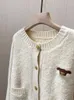 2024 Diseñador francés Botón de oro Pequeño fragante Punto Cardigan Abrigo Feminidad Senior Sentido Moda Suéter Marea Otoño Nuevo Modelo