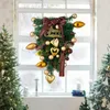 Dekorative Blumen, realistische Kunststoff-Weihnachtsgirlande, vorbeleuchtete Dekorationen, fröhlicher grüner Baum, rote Fruchtkränze für die Tür