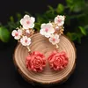 Dangle lustre fait à la main naturel eau douce perle blanche boucles d'oreilles pour femmes rose corail fleur luxe bijoux fins accessoires329O