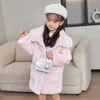 Jackor Autumn Winter Kids Girls Warm Loose Faux Fur Long Jacket Coat Children Kläder Princess Korean Fashion Fleece Ytterkläder Q10