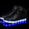 Klänningsskor Mens och Womens High Top Board Childrens Lysande LED -ljusspegel Läderpanel Stora 2547 231025