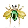 Pins Broches Europa Moda Corsage Bonito Bee Pin Broche Cristal de Swarovskis 2021 Unisex Fit Mulheres e Man230y