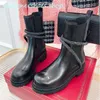 Femmes Rene Caovilla Bottes en cuir véritable cristal serpent enveloppé fond plat décontracté Martin taille de botte 35-41 chaussures de créateur bout rond tissu élastique bottes de mode