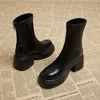 Botas Martin de suela gruesa aumentada para niños 2023 nuevas botas individuales de primavera y otoño botas cortas de tacón alto para mujer botines pequeños coreanos 231026
